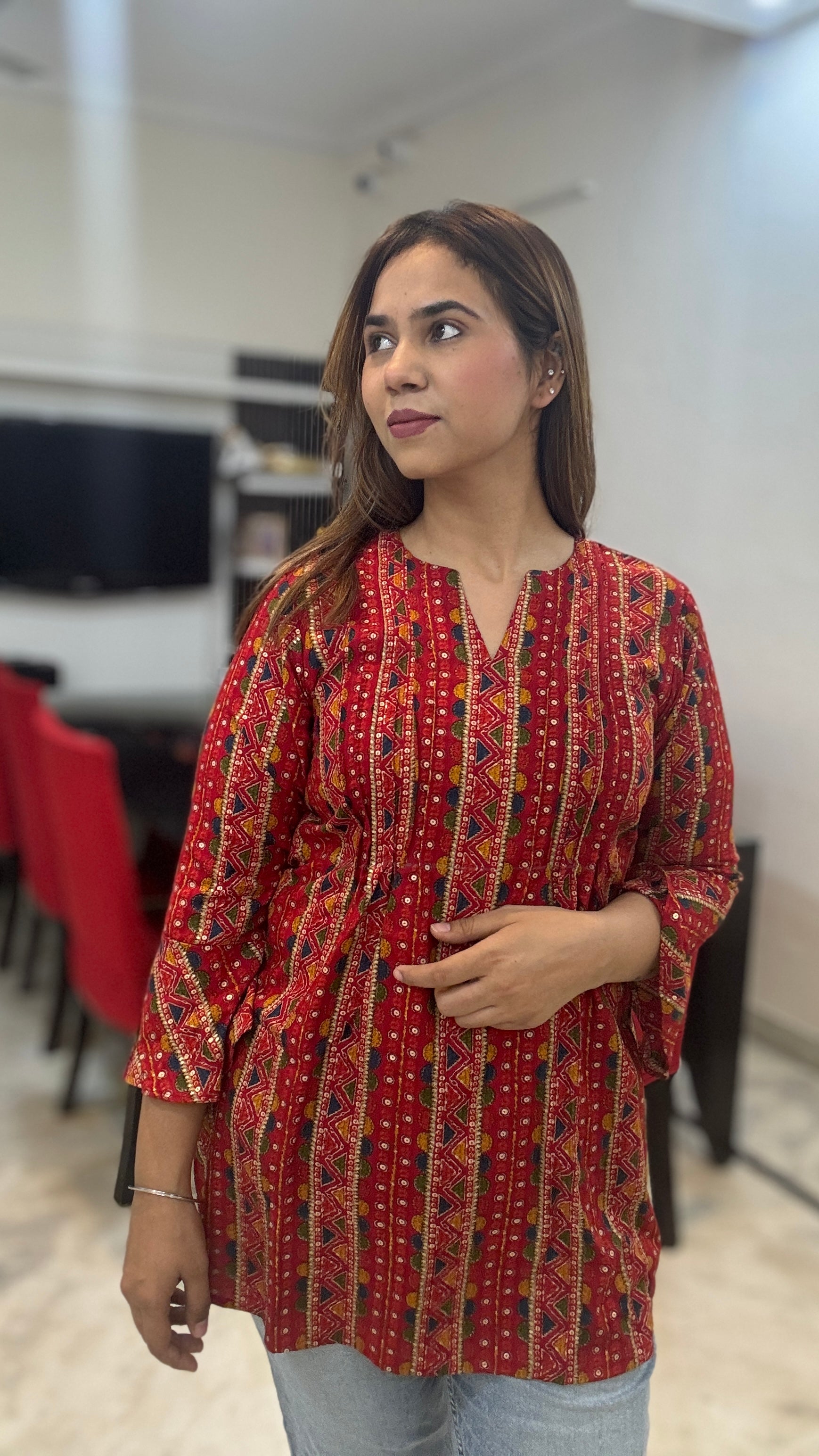 Laal print kurta