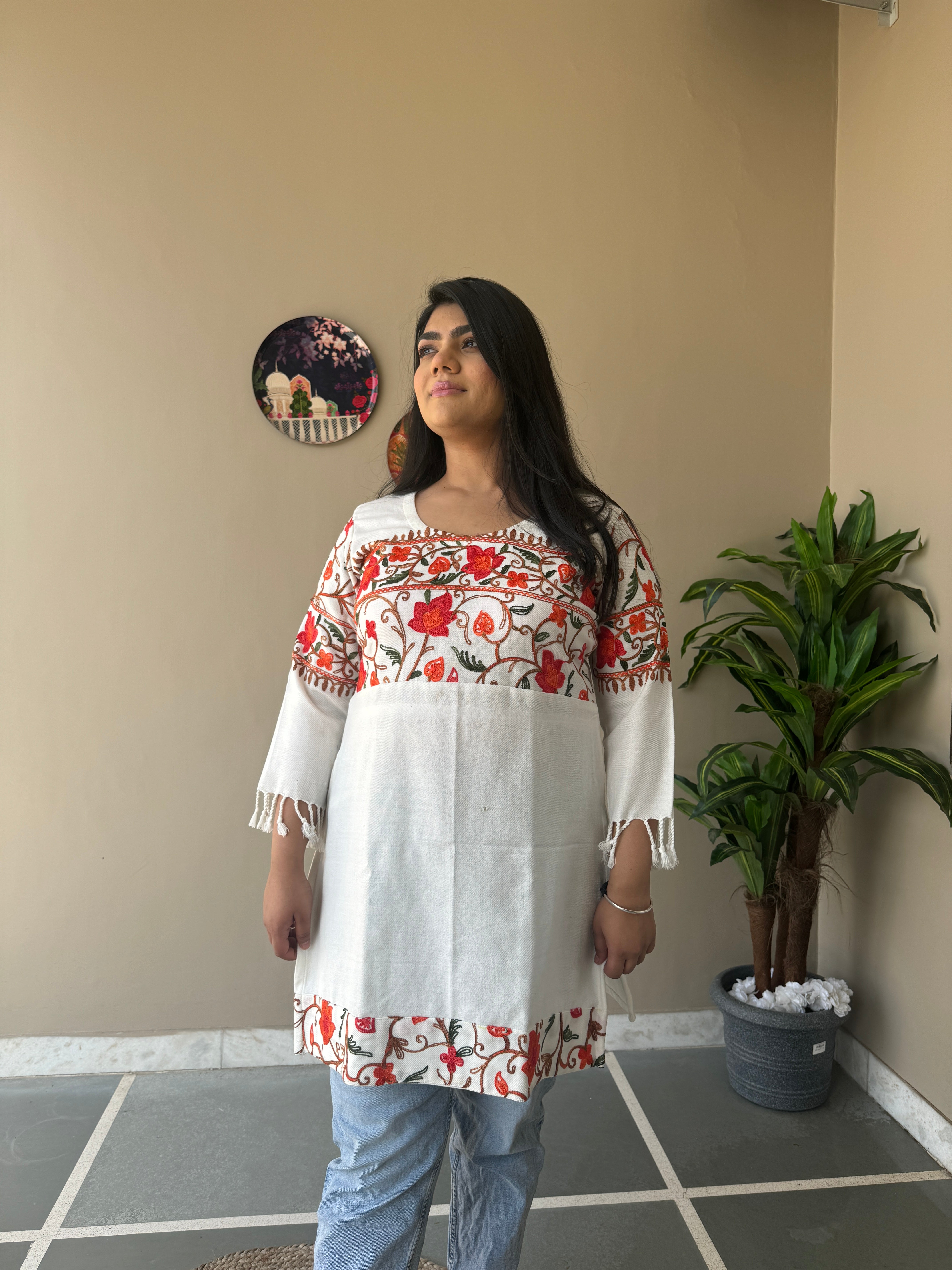 Cosy White Kashmiri kurta