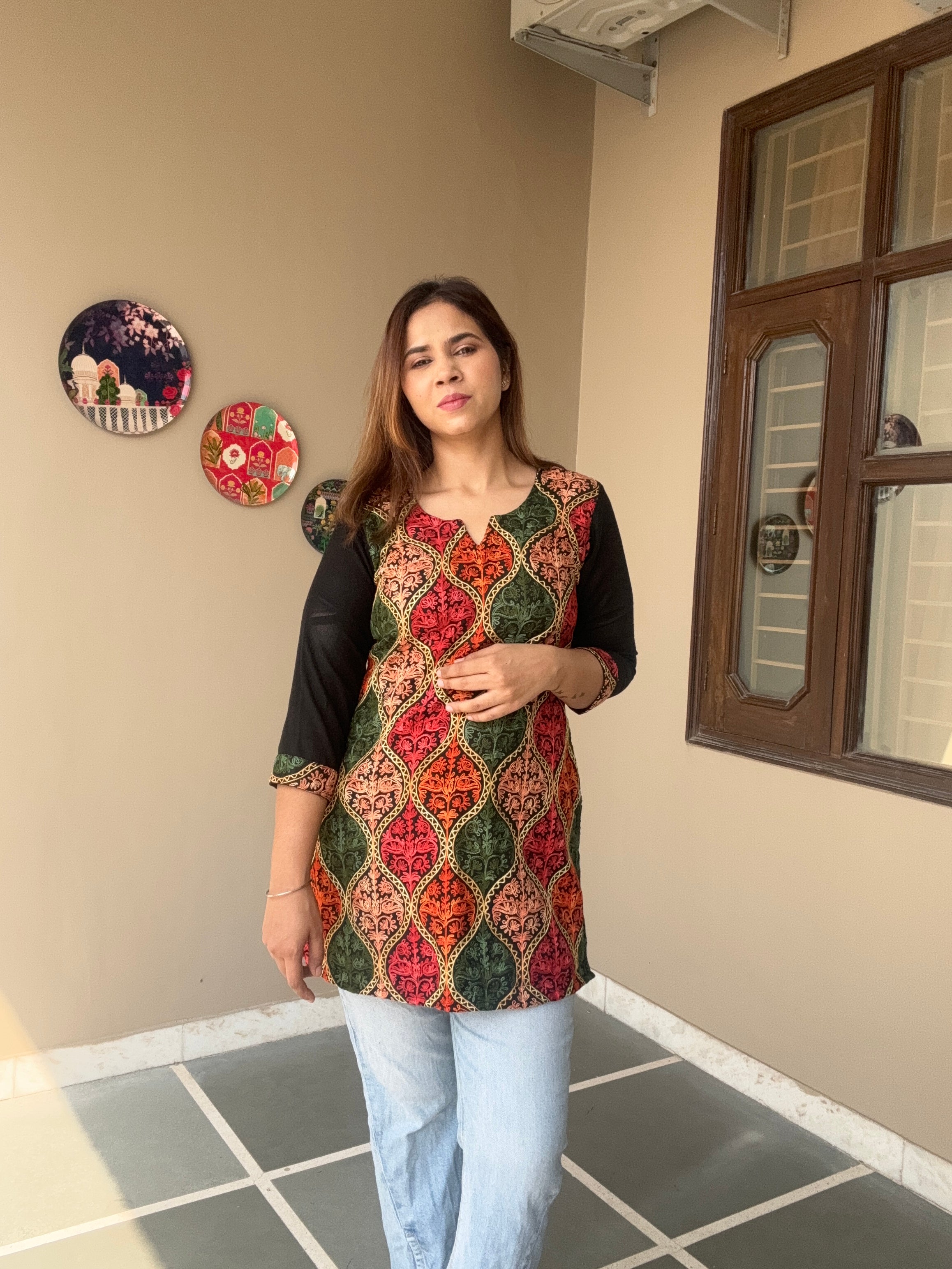 Cosy abstract print Kashmiri kurta