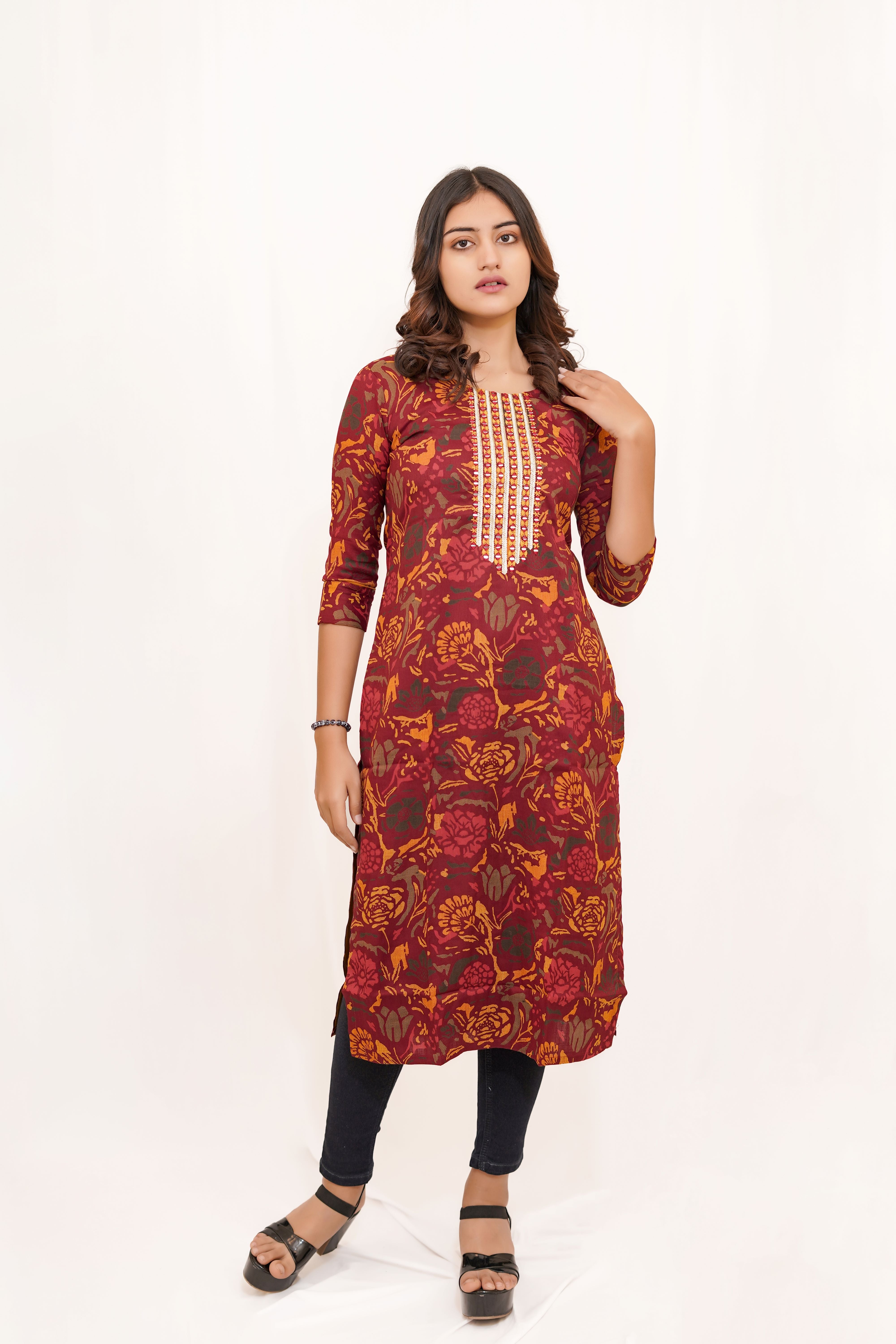 Maroon Leaf Printed Maroon Kurta