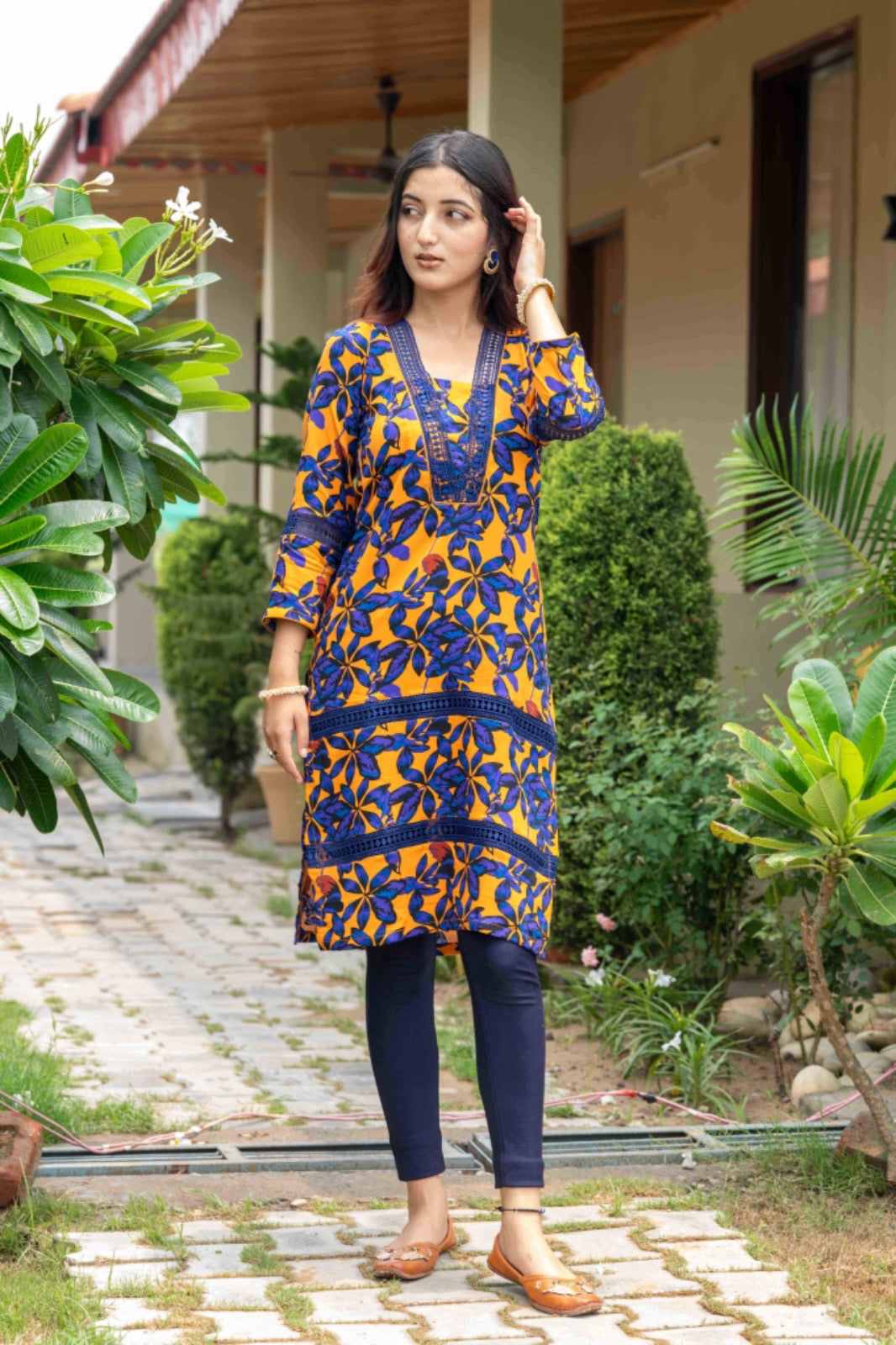 Blue flower COTTON kurta (Pakistani collection)